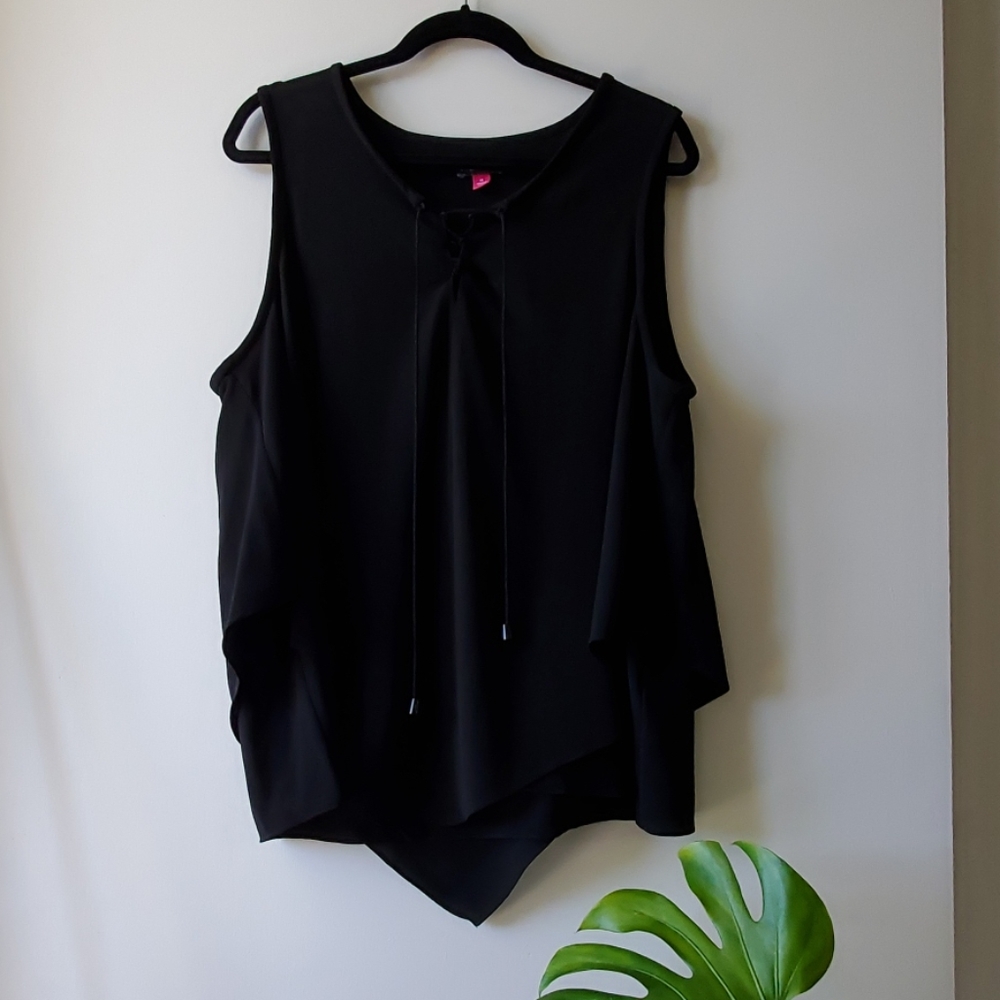 Vince Camuto Black Tank